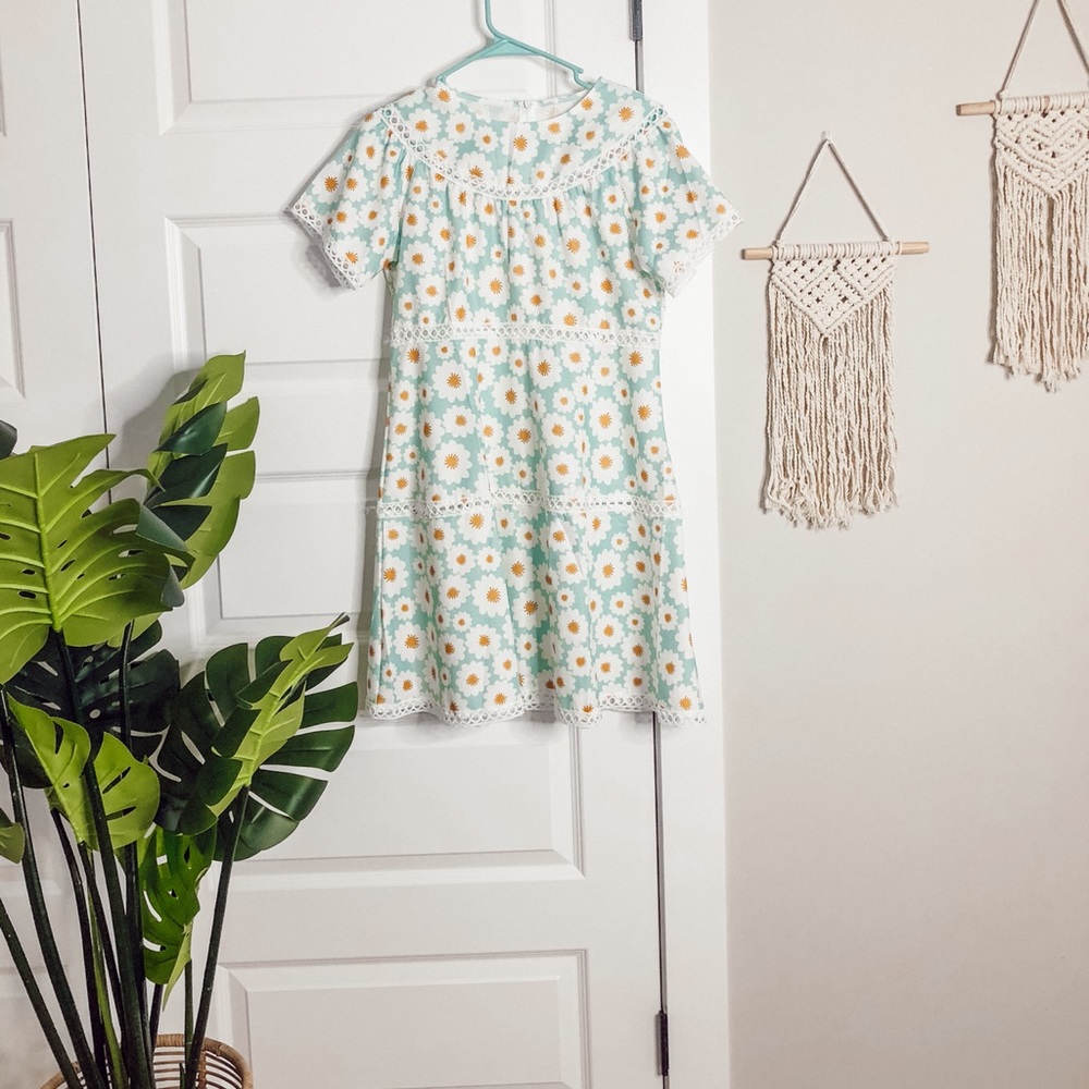 Light blue daisy dress